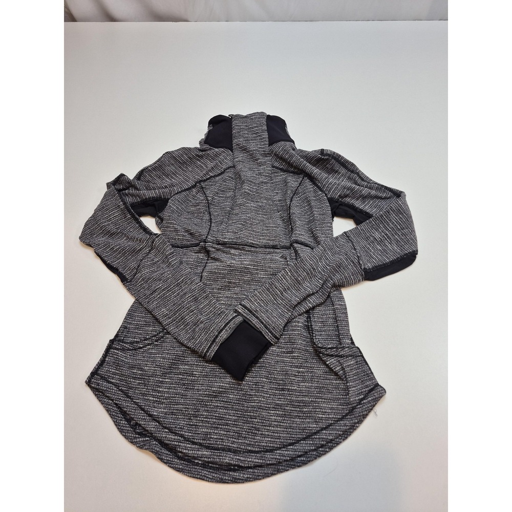 Lululemon Base Runner 1/2 Zip Women's 4 Gray Striped Pullover Pockets Knit Top
